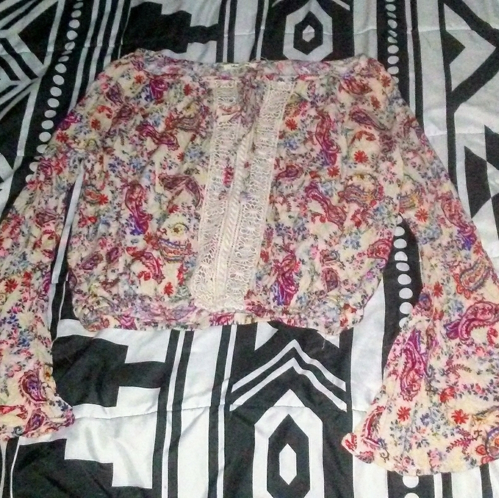 Junior's boho top